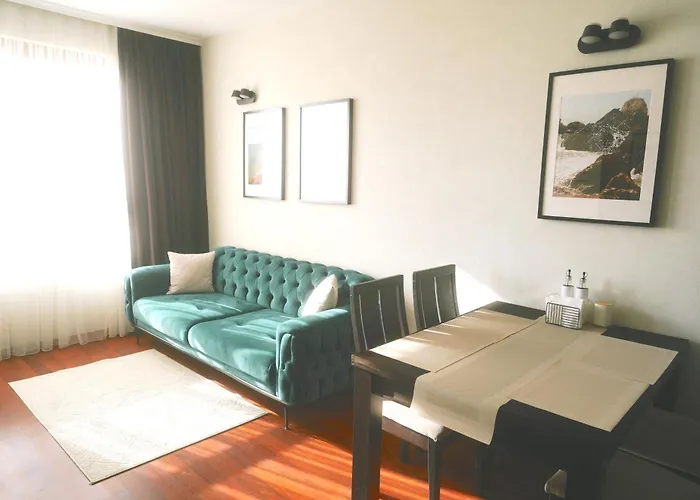 Апартаменты - Two Bedroom On The Золотые Пески