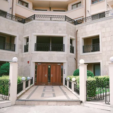 - Two Bedroom On The Золотые Пески
