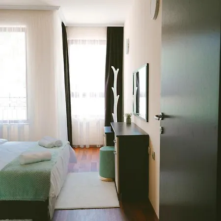 - Two Bedroom On The Апартаменты