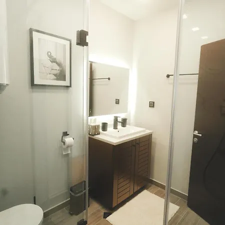 Апартаменты - Two Bedroom On The Золотые Пески
