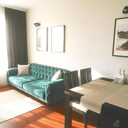 Апартаменты - Two Bedroom On The Золотые Пески